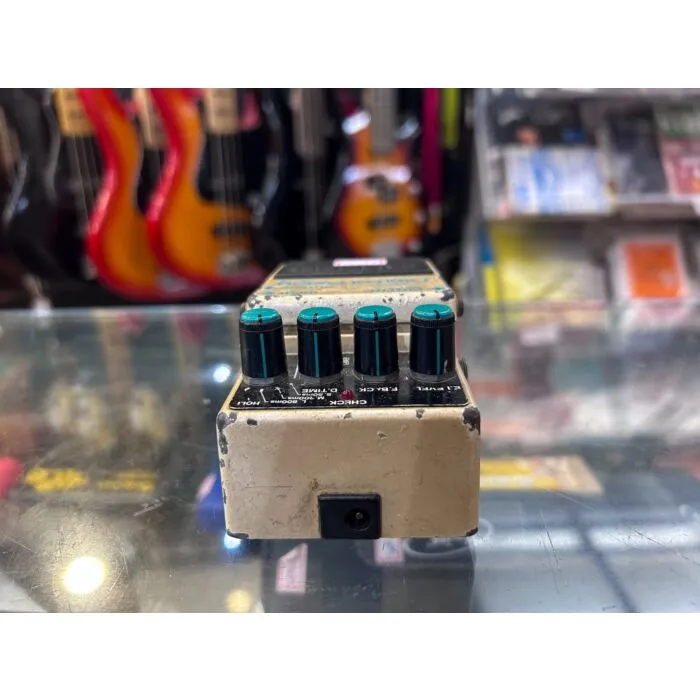 Pedal Boss DD-2 Digital Delay Prata - Delay Vintage Usado | Tecla