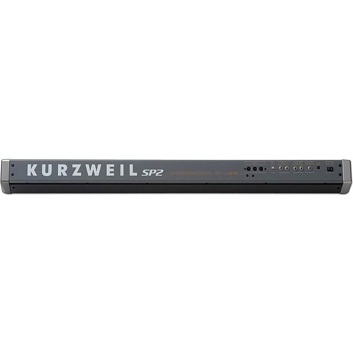 O Kurzweil SP-2 é um piano digital portátil com 88 teclas sensíveis ao toque, que oferece uma ampla variedade de sons de alta qualidade, incluindo pianos acústicos, elétricos e de cordas. Com sua interface intuitiva e fácil de usar, o SP-2 é uma excelente