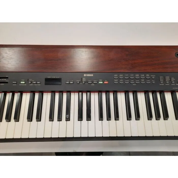 Yamaha P-120 Piano Digital - Usado | TeclaCenter Instrumentos Mus