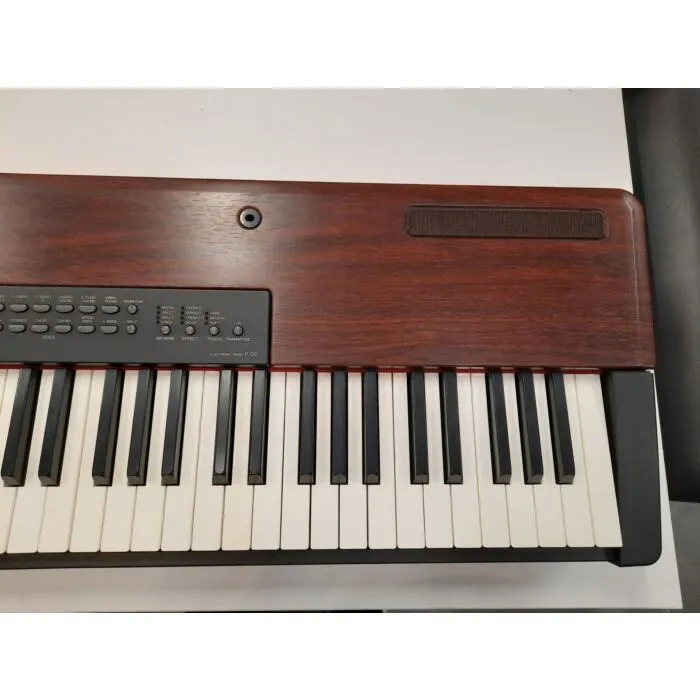 Yamaha 電子ピアノ ELECTRONIC PIANO P-120 Yamaha P-120 Piano Digital - Usado | TeclaCenter Instrumentos Mus
