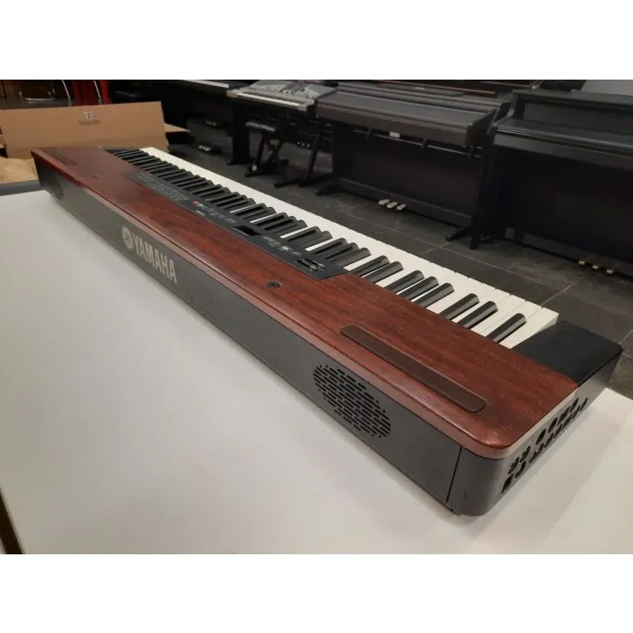 Yamaha P-120 Piano Digital - Usado | TeclaCenter Instrumentos Mus