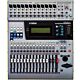 Mixer Yamaha 01V para som profissional e estúdio.