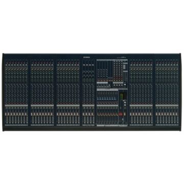 Mixer Yamaha IM8-40 com 40 canais e recursos avançados de mixagem.