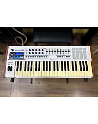 Controlador Arturia KeyLab 49 USADO - 49 Teclas, Aftertouch, Pads RGB
