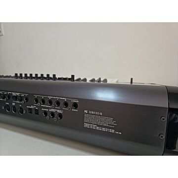 Comprar Teclado Korg Kronos Clássico 73 — 4GB, SSD 280GB Usado - 1