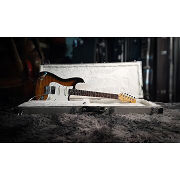 Comprar Guitarra Fender Japan Relic Usada com Case | Timbre e Estética Vintage - 1