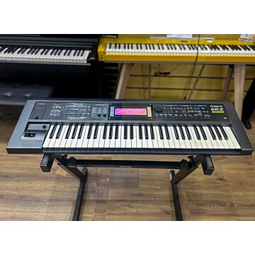 Comprar Teclado Arranjador Roland GW-8 - Preto - Usado - 1