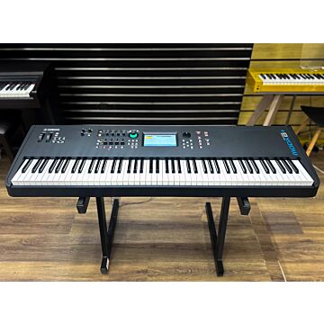 Comprar Teclado Sintetizador YAMAHA MODX8 - Preto - Usado - 1