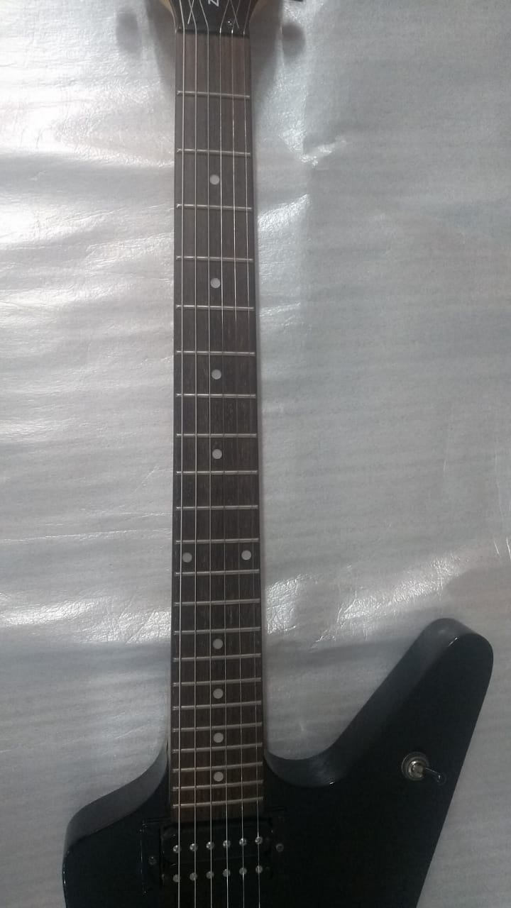 guitarra_dean_guitars_zx_explo