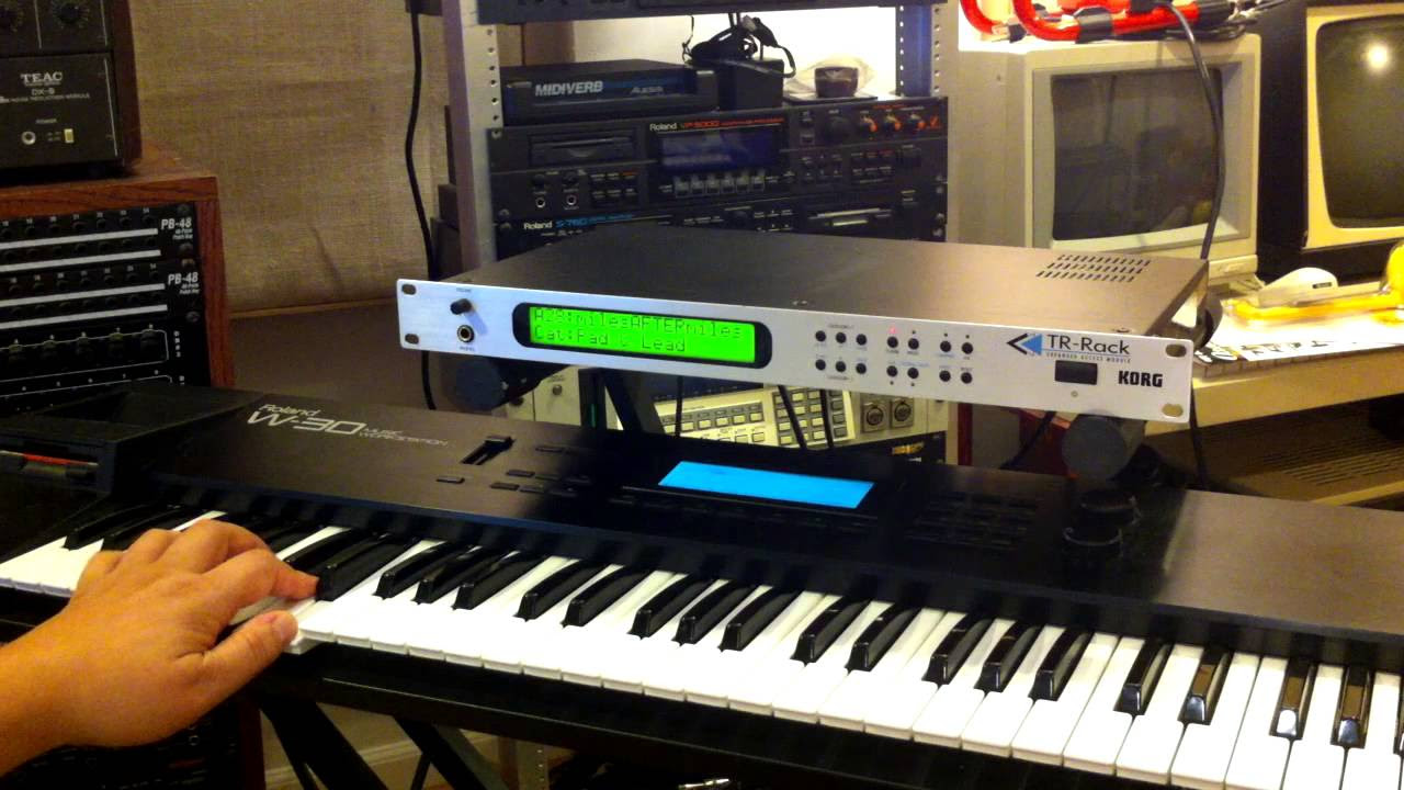 Korg TR-Rack - Módulo de Sons Profissional