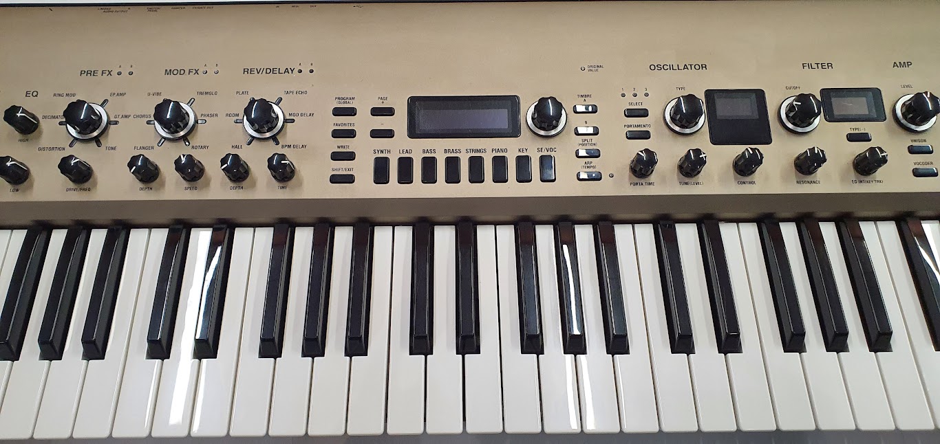 KORG KingKorg Teclado Sintetizador - Usado | Melhor Preço e Qualidade