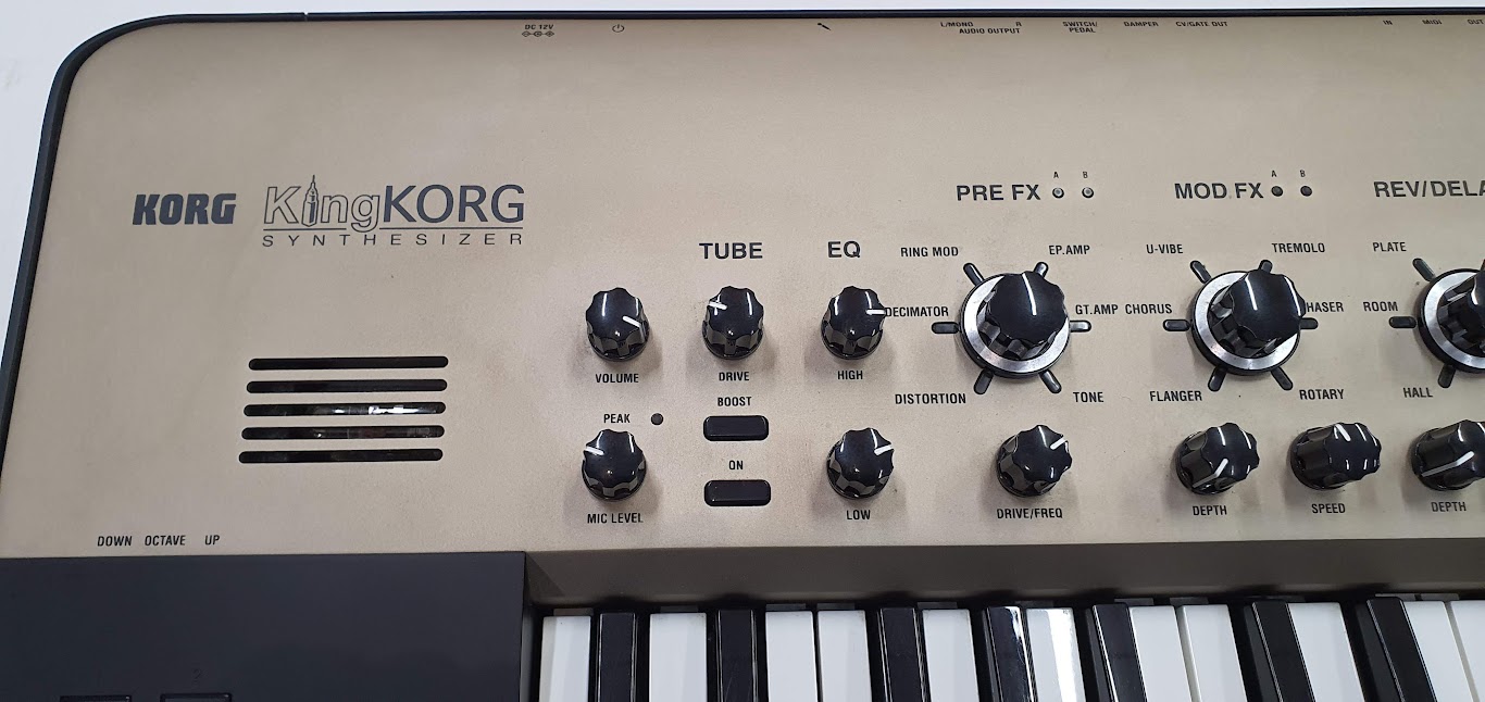 KORG KingKorg Teclado Sintetizador - Usado | Melhor Preço e Qualidade