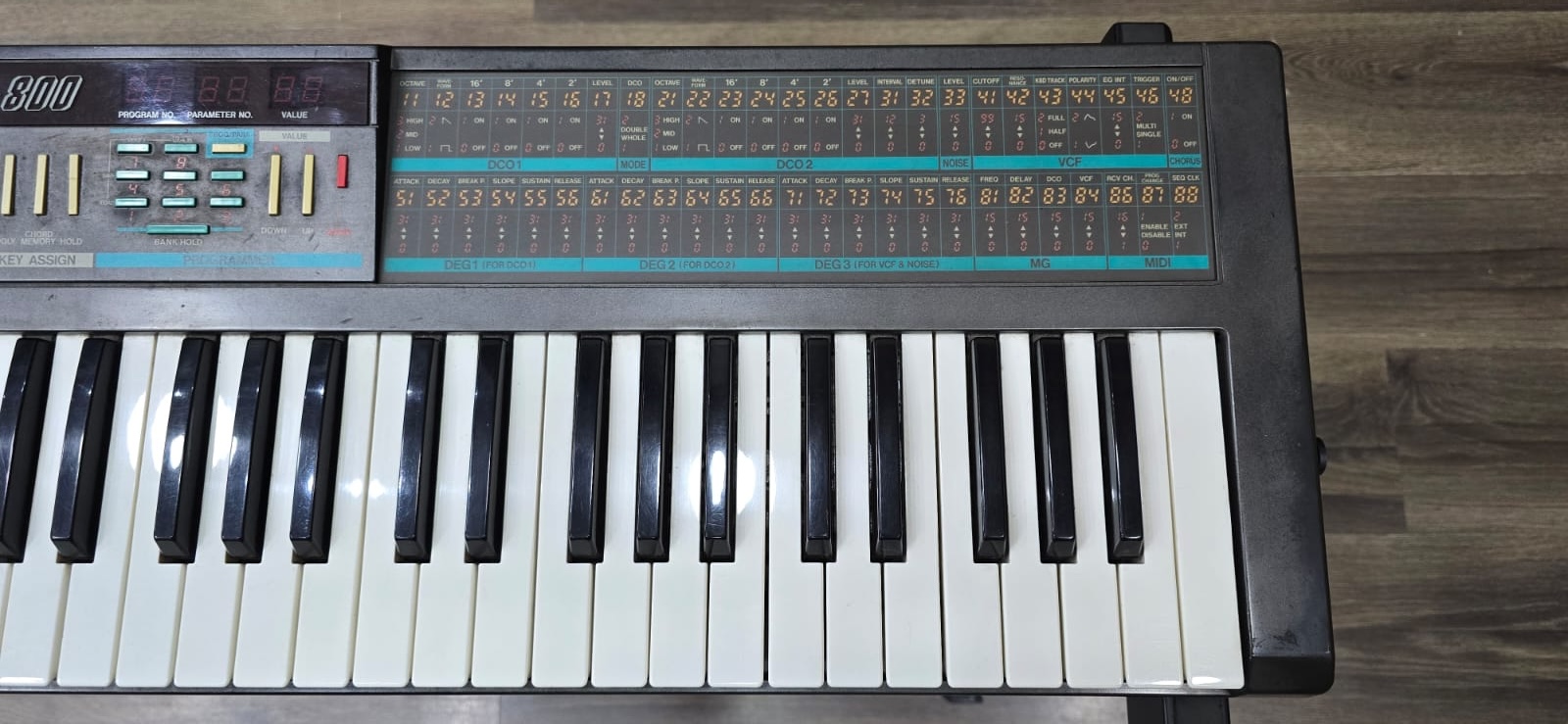 Teclado Sintetizador Korg Poly 800 - Sons Incríveis - Usado