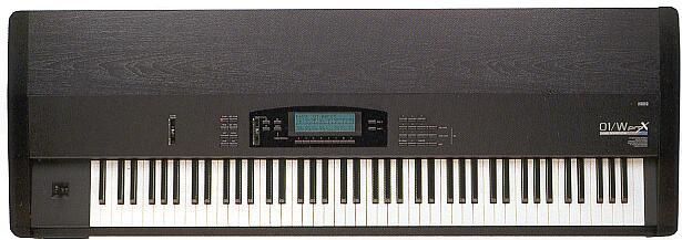 Korg 01/W Pro X - Teclado Sintetizador Estação de Trabalho FD