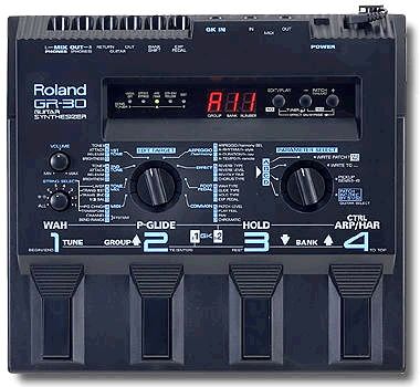 Roland GR-30 GUITAR SYNTHESIZER ローランド Pedaleira de guitarra Roland GR-30 com captador GK-2
