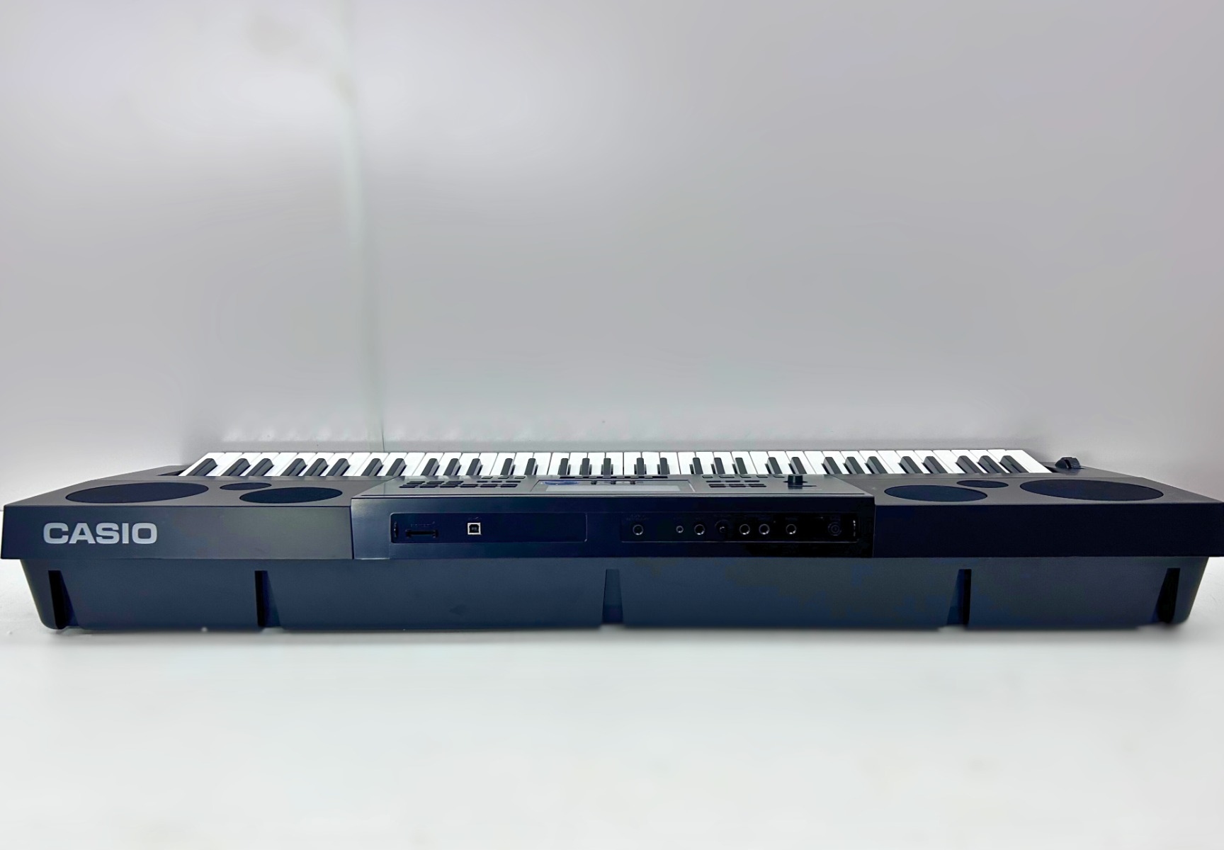 Teclado CASIO WK-6600 76 Teclas Sensitivas - Preto - Usado