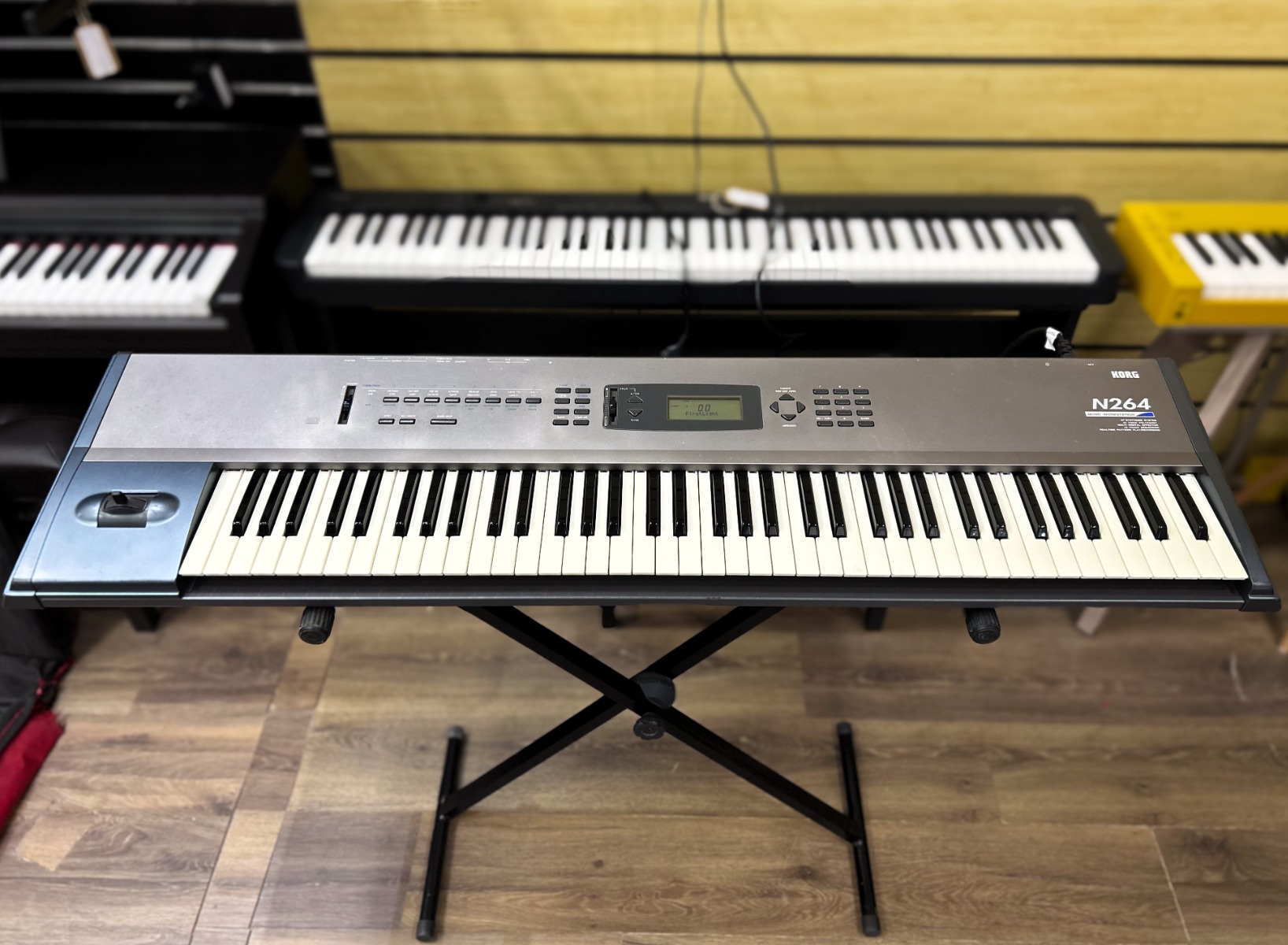 tc-korg-n264-usado-05.jpg