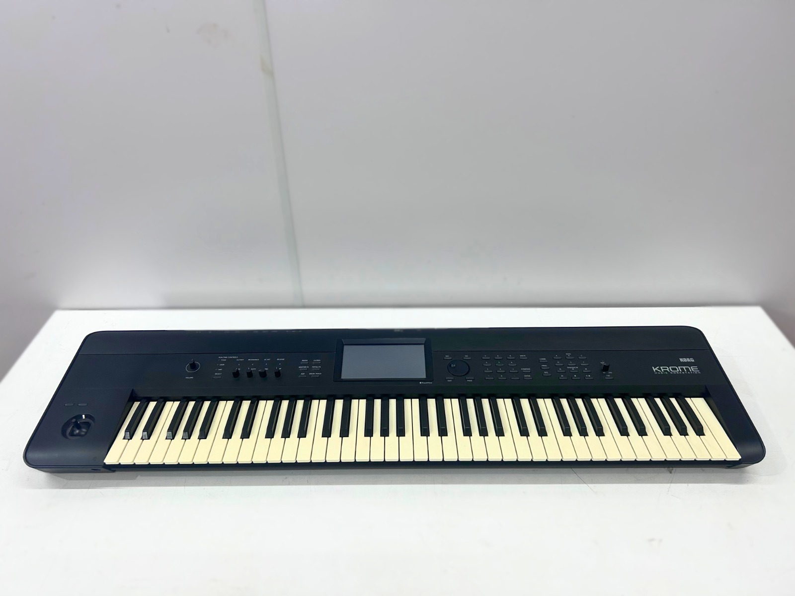 tc-korgkromemusic-4986-01.jpg