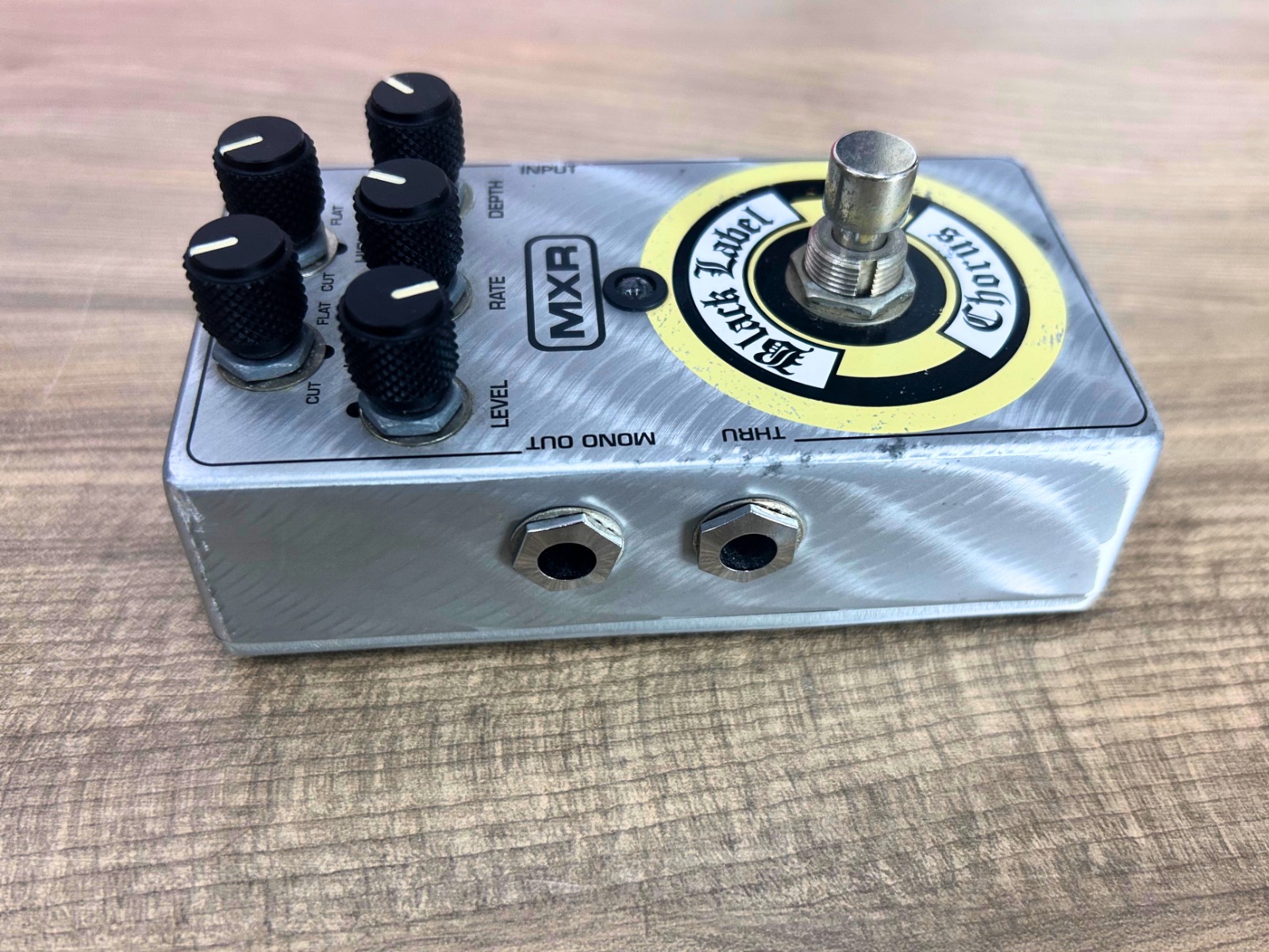 Pedal MXR Black Label Chorus - Usado, som encorpado e versátil, em