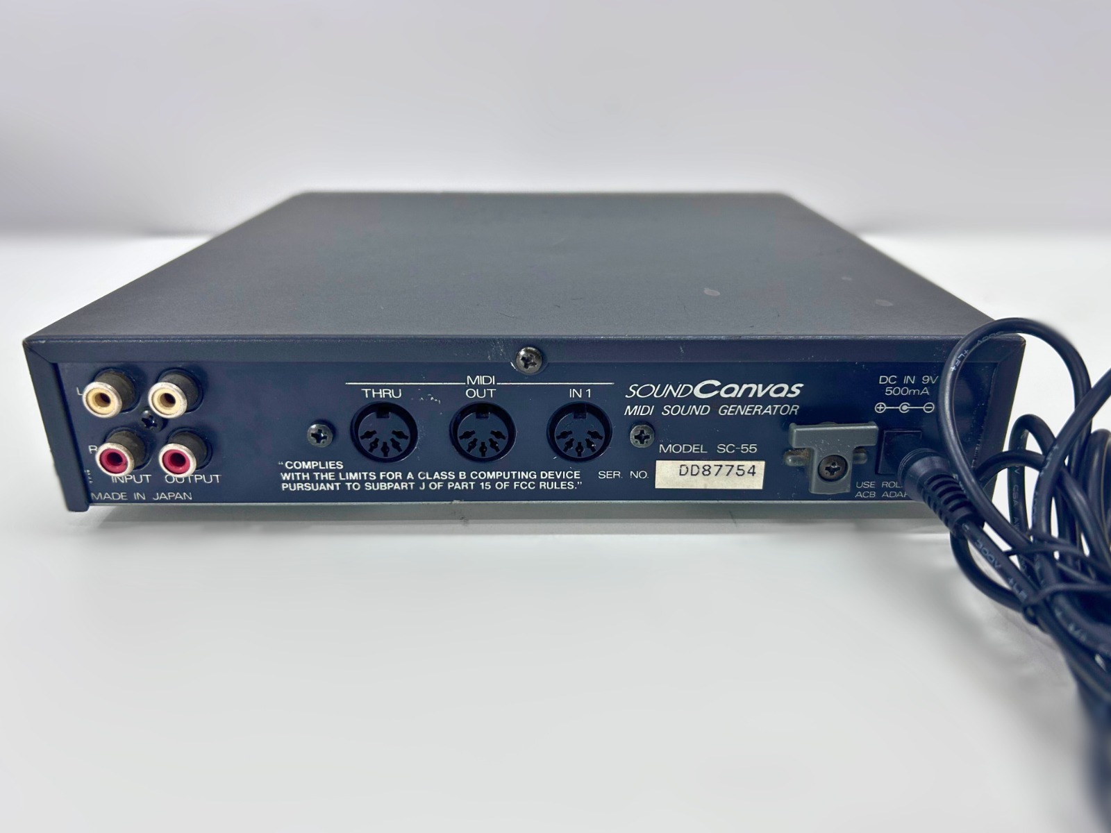 Módulo de Som Roland SC-55 Usado – Clássico MIDI com 317 Timbres