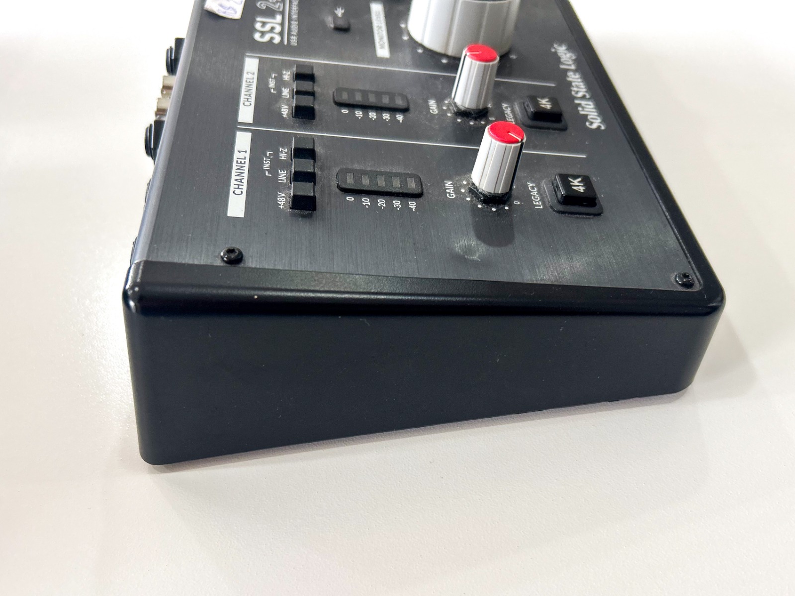 Interface de Áudio SSL 2+ USB Preta - Usada | Pré-amplificador