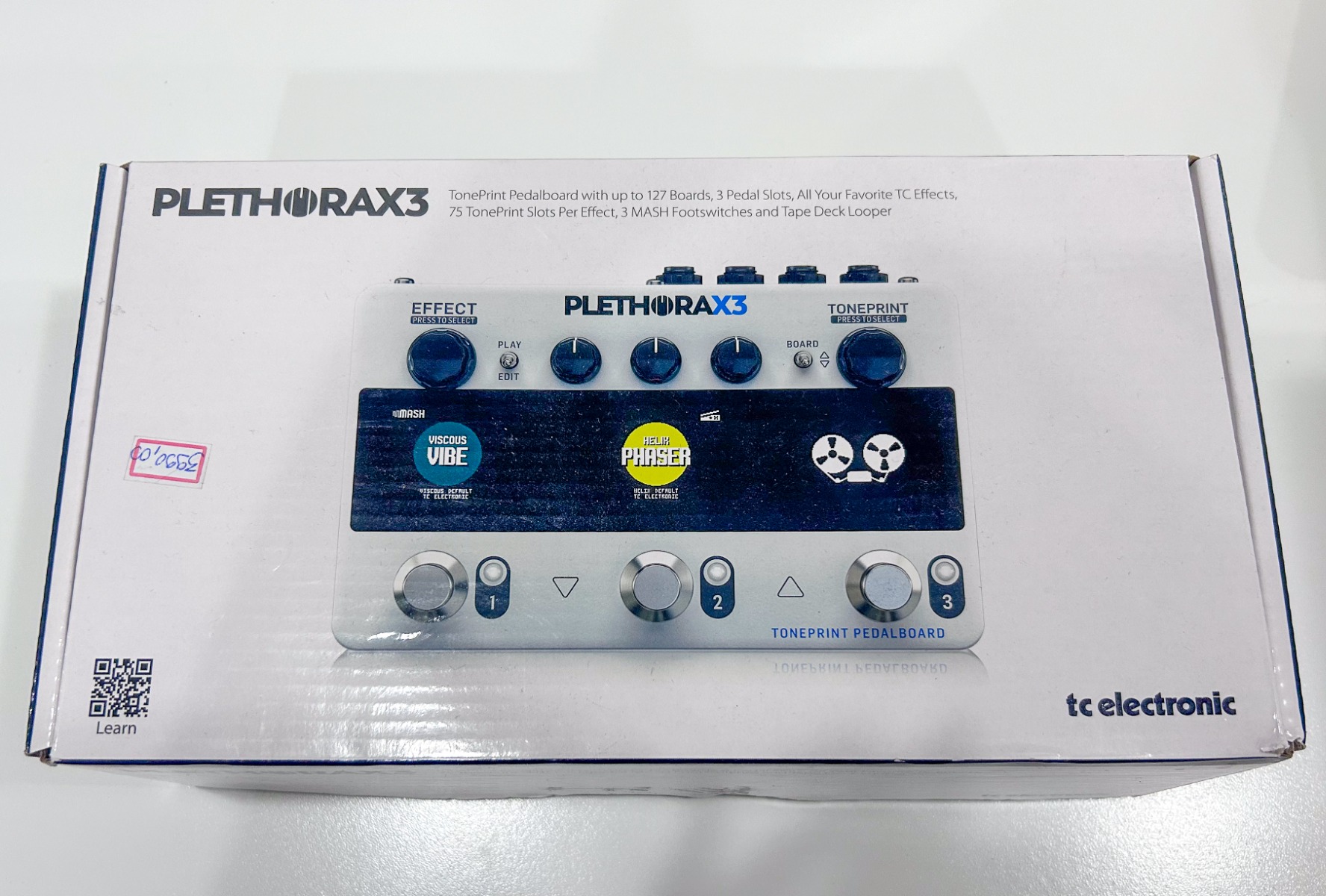 Pedaleira TC Electronic PLETHORA RAX3 Branco - Multiefeitos