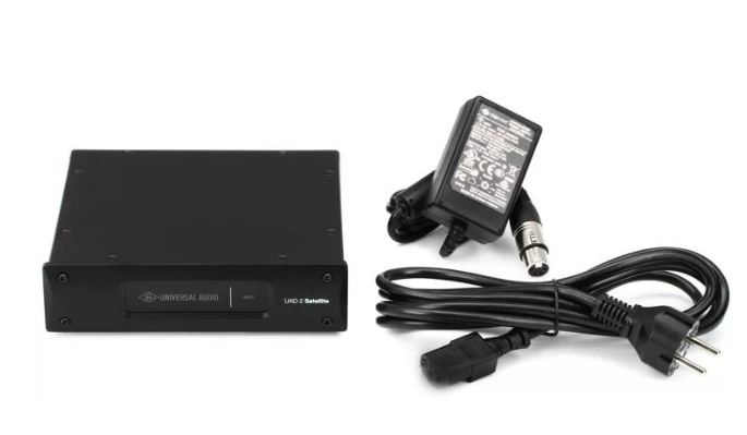Universal Audio UAD-2 Satellite Thunderbolt Quad Core - Usado