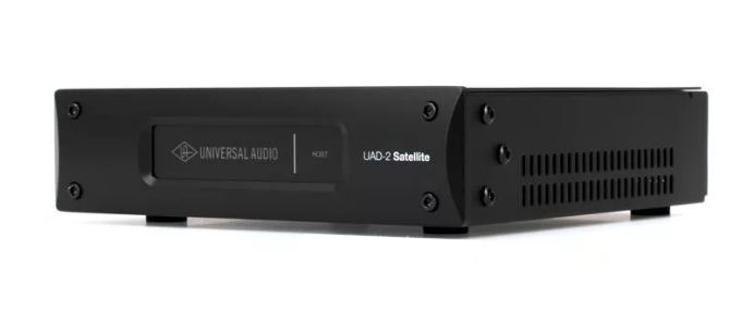 Universal Audio UAD-2 Satellite Thunderbolt Quad Core - Usado