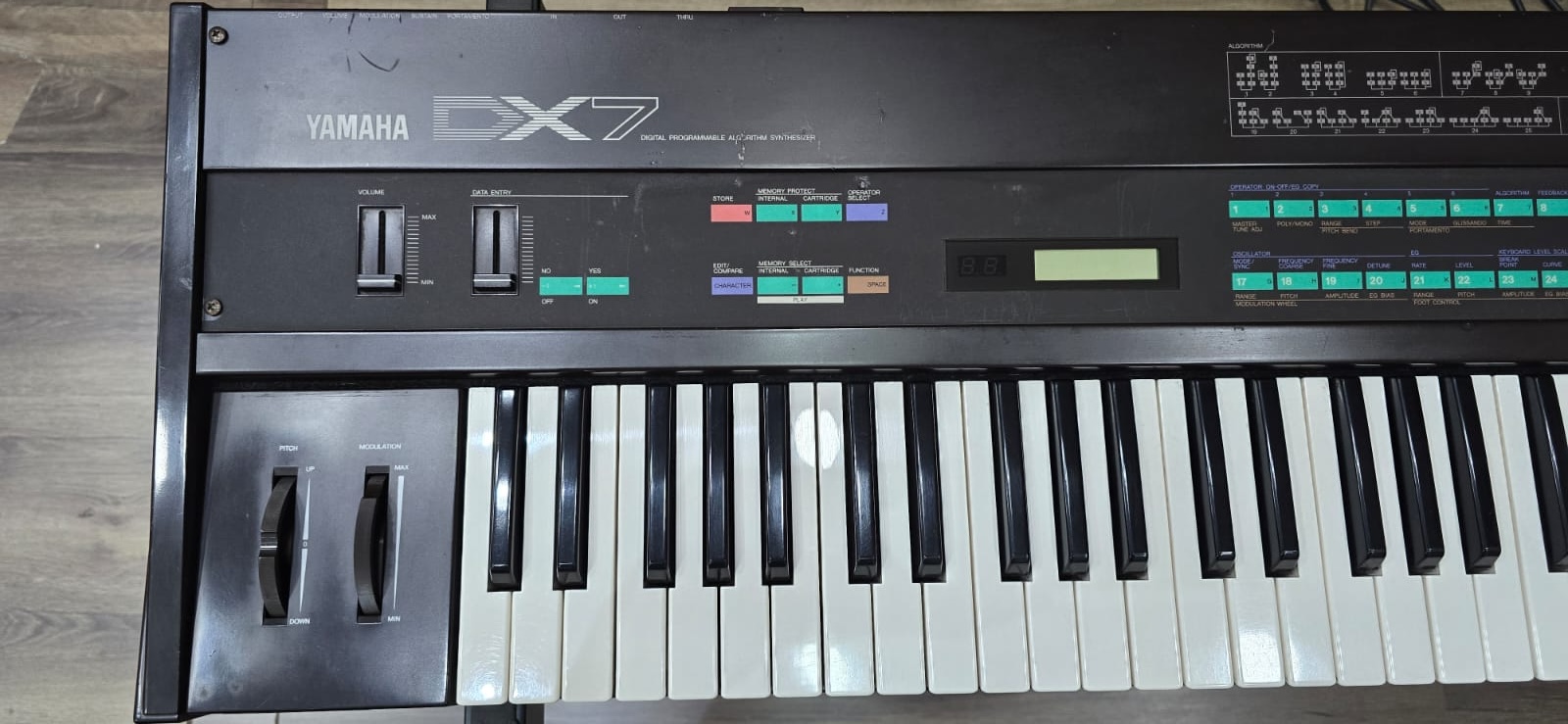Yamaha DX7 Sintetizador - Usado | Compre Agora na [Nome do Site]