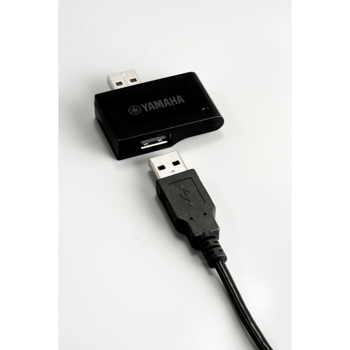 Adaptador MIDI sem fio Bluetooth Yamaha UD-BT01